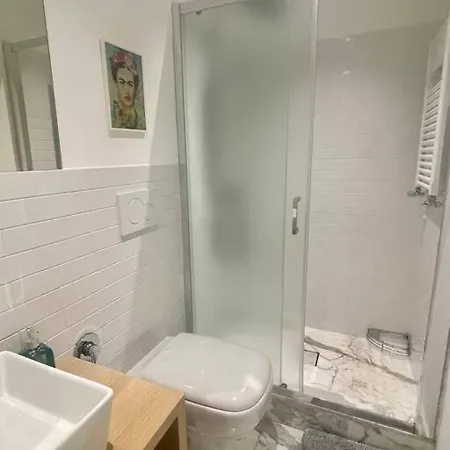 Appartamento San Michele Di Pagana With Parking Rapallo